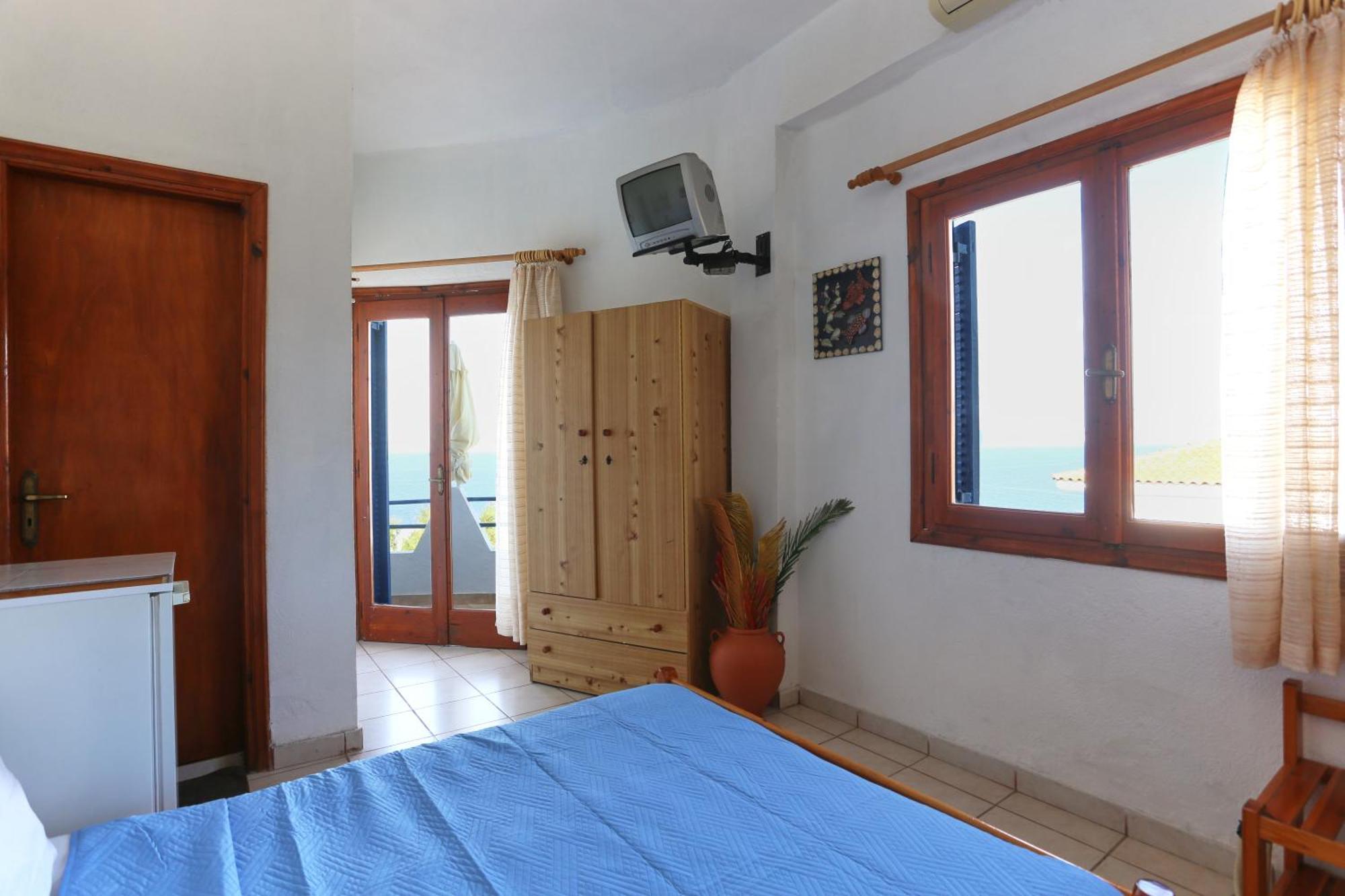 Armena Inn Armenistis  Ngoại thất bức ảnh